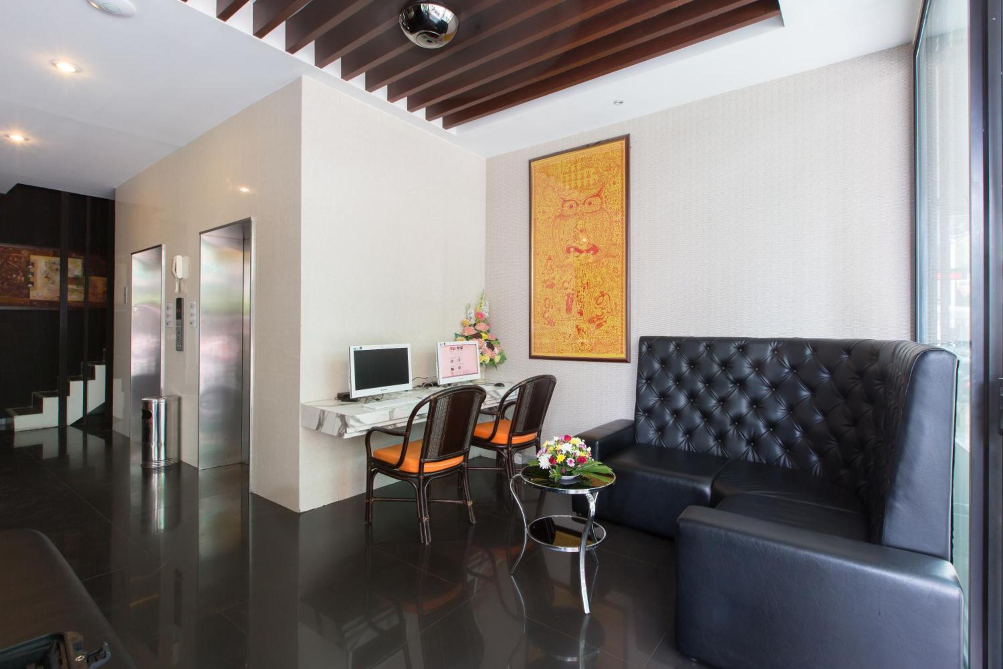 Hemingways Silk Hotel Patong Kültér fotó